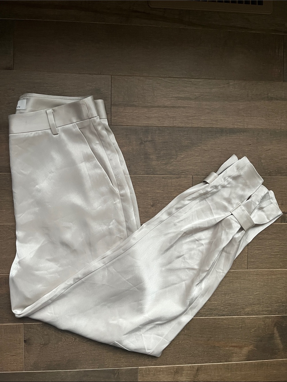 Aritzia Babaton Refined Satin Cargo Pant - Picture 12 of 12
